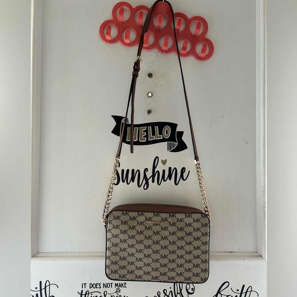 Michael Kors crossbody